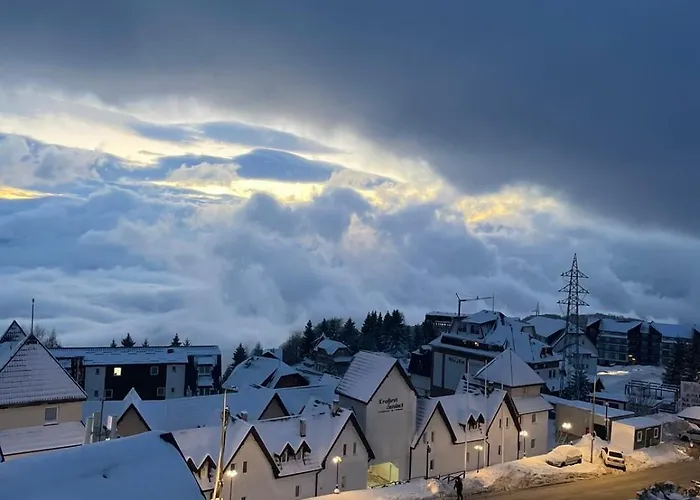 Pogled アパート コパオニク